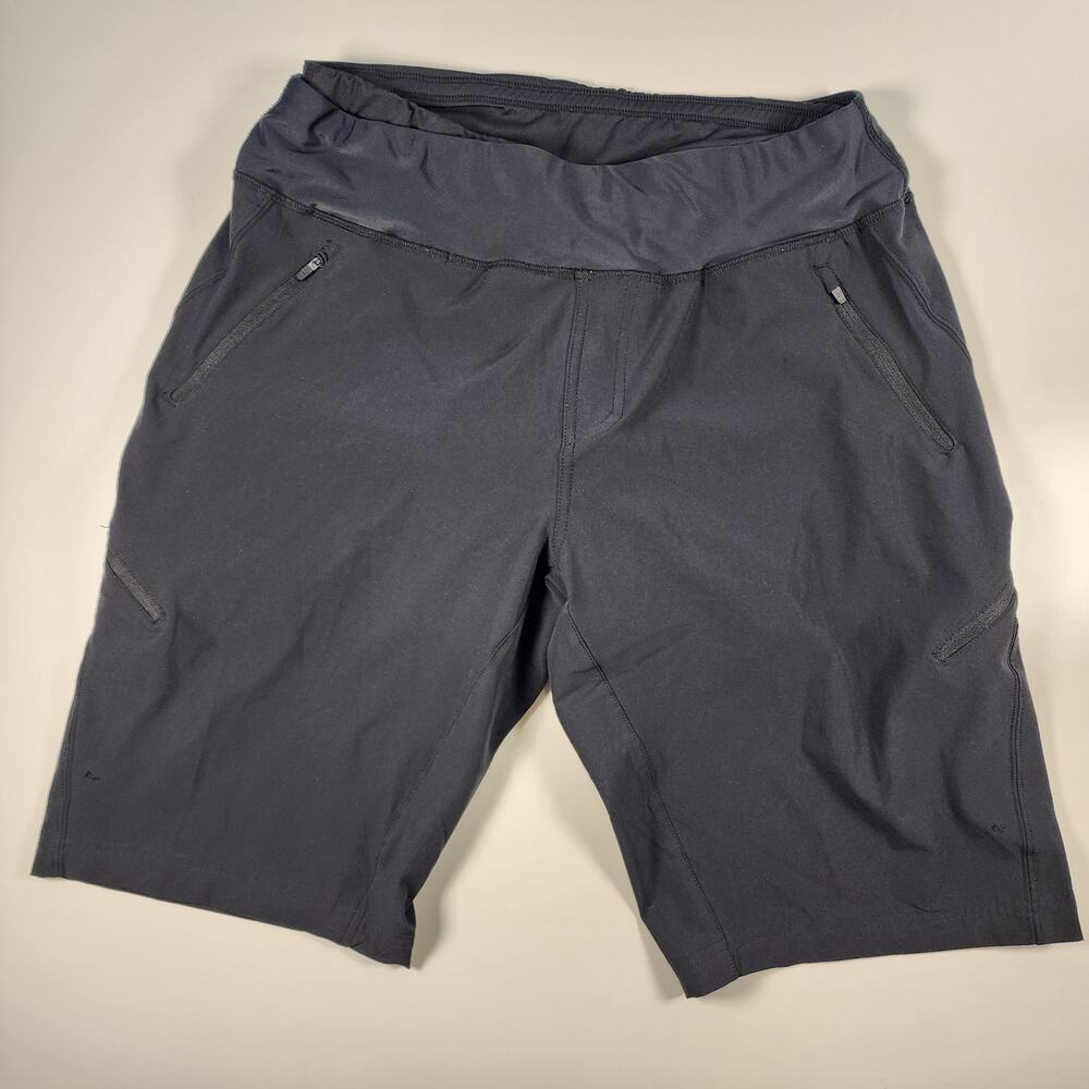 ZOIC Men's XL Black Cycling Shorts Padded Liner Gorpcore Athletic